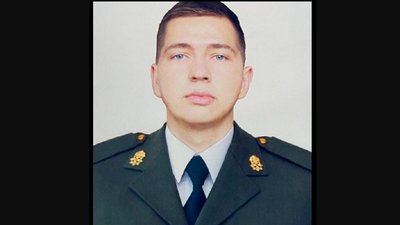 У Вінниці посмертно нагородили п’ятьох нацгвардійців У Вінниці посмертно нагородили п’ятьох нацгвардійців