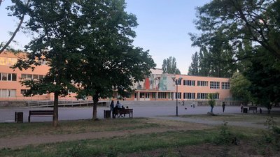 Для виправдання атак. РФ створює фейки про базування військових в школах та лікарнях Одещини Для виправдання атак. РФ створює фейки про базування військових в школах та лікарнях Одещини