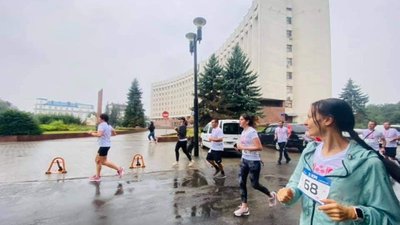 У Франківську до Дня Незалежності відбувся "Забіг у вишиванках"