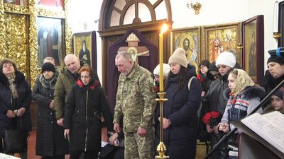 "Він гостро сприйняв повномасштабну війну" – в Житомирі попрощалися із добровольцем Максимом Расновським "Він гостро сприйняв повномасштабну війну" – в Житомирі попрощалися із добровольцем Максимом Расновським