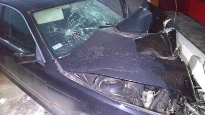 На Рівненщині нетверезі водій та пасажир опинилися у лікарні через в'їзд у паркан з опорою - поліція На Рівненщині нетверезі водій та пасажир опинилися у лікарні через в'їзд у паркан з опорою - поліція