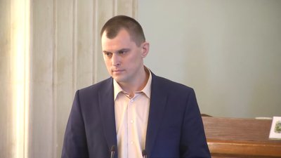 Депутата Харківської облради від партії Порошенка хочуть виключити з фракції за виступ російською