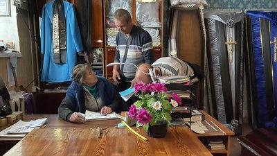 Уявіть — місто завалене трупами: розповідь ритуальника, який ховав людей в Ізюмському лісі Уявіть — місто завалене трупами: розповідь ритуальника, який ховав людей в Ізюмському лісі