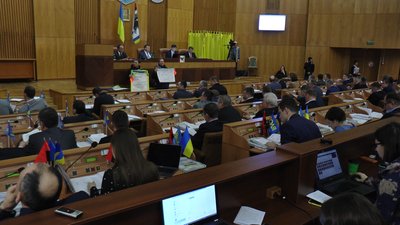 Прикарпатські депутати просять відтермінувати проведення медреформи до 31 грудня