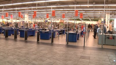 У Херсоні не працюють ТРЦ, непродовольчі магазини і заклади культури - всі на карантині У Херсоні не працюють ТРЦ, непродовольчі магазини і заклади культури - всі на карантині
