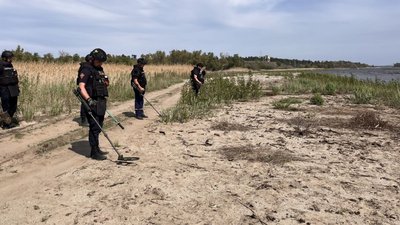 Сапери знищують вибухонебезпечні предмети на Запоріжжі