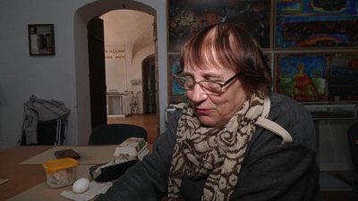 Писачок робили з фольги ікон, а у віск додавали сажу: як у Новгороді-Сіверському навчали старовинному писанкарству Писачок робили з фольги ікон, а у віск додавали сажу: як у Новгороді-Сіверському навчали старовинному писанкарству