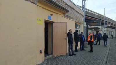 В Одесі відкрили "Пункти незламності" на кінцевих зупинках транспорту: як вони працюють