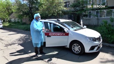 У Херсоні напередодні Дня перемоги медики провели виїзди до ветеранів (репортаж) У Херсоні напередодні Дня перемоги медики провели виїзди до ветеранів (репортаж)