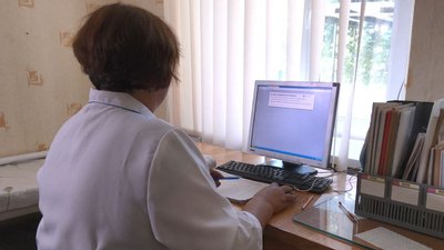 Ні повчитися, ні до лікаря записатися: село на Черкащині живе без інтернету Ні повчитися, ні до лікаря записатися: село на Черкащині живе без інтернету