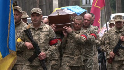 У Сумах попрощались з 27-річним українським захисником Євгенієм Башкиром