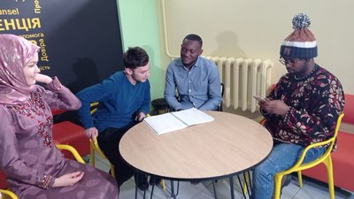 Підготовчі курси та програми. Де можна вивчати українську у Сумах Підготовчі курси та програми. Де можна вивчати українську у Сумах