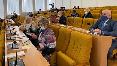 Депутати Миколаївської облради зібралися на другу сесію