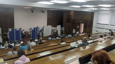 У Дніпрі, на вулиці Старокозацька, 58, почав роботу центр масової вакцинації від COVID-19