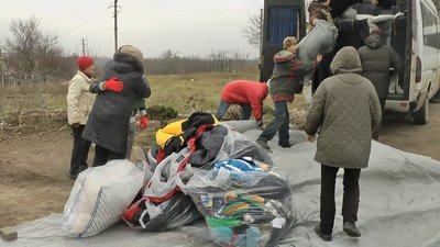Доки люди там потребуватимуть його підтримки. Історія волонтера, яких допомагає у прифронтових селах на Запоріжжі Доки люди там потребуватимуть його підтримки. Історія волонтера, яких допомагає у прифронтових селах на Запоріжжі