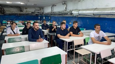 Генератори, засоби звʼязку та аптечки: 700 студентів навчаються очно в одному з вінницьких ВНЗ