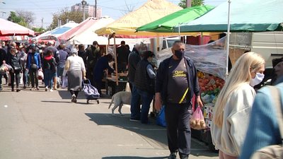 В Одесі відкрили продовольчі ринки В Одесі відкрили продовольчі ринки