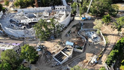 Довгобуд як символ Довгобуд як символ