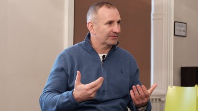 “Влада ставить трьох директорів на одне підприємство”. Інтерв’ю з депутатом від опозиції в Чернівцях “Влада ставить трьох директорів на одне підприємство”. Інтерв’ю з депутатом від опозиції в Чернівцях