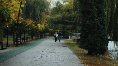 Погода, Івано-Франківськ, люди, дощ
