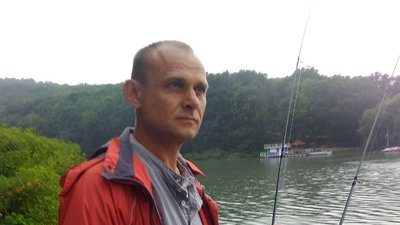 Покинув все і пішов на фронт добровольцем – у Житомирі попрощалися із загиблим військовим Віктором Перепелицею Покинув все і пішов на фронт добровольцем – у Житомирі попрощалися із загиблим військовим Віктором Перепелицею