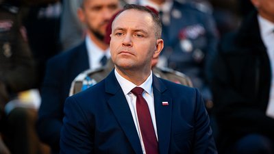 Навроцький