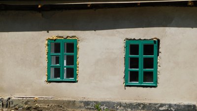 Реставрація музею Михайла Коцюбинського у Вінниці, нині ремонтують дах та вікна Реставрація музею Михайла Коцюбинського у Вінниці, нині ремонтують дах та вікна