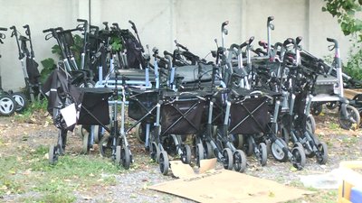 Благодійники отримали допоміжні засоби для людей з інвалідністю Благодійники отримали допоміжні засоби для людей з інвалідністю