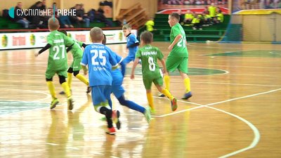 Стало відомо, скільки грошей зібрали під час благодійного футзального турніру у Рівному