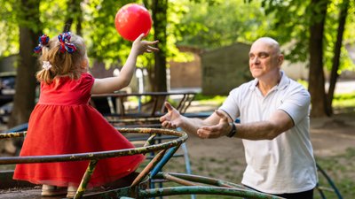 "Родина для кожної дитини": на Миколаївщині працюють 20 патронатних сімей "Родина для кожної дитини": на Миколаївщині працюють 20 патронатних сімей