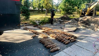 У місті на Черкащині піротехніки вилучили 200 артснарядів У місті на Черкащині піротехніки вилучили 200 артснарядів