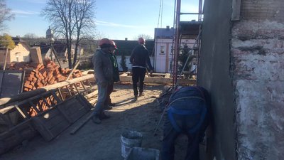 На Львівщині відреставрують сторічну ратушу На Львівщині відреставрують сторічну ратушу