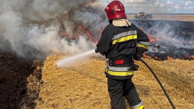 тернопіль, пожежа, поле, дснс, 26 липня 2026 року