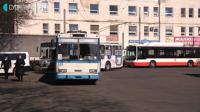 Як у Рівному дотримуються обмеження по кількості пасажирів Як у Рівному дотримуються обмеження по кількості пасажирів