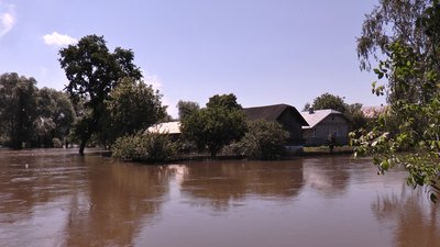 По хліб на човні. Як живуть люди у підтопленому селі Підпечери Франківської ОТГ По хліб на човні. Як живуть люди у підтопленому селі Підпечери Франківської ОТГ