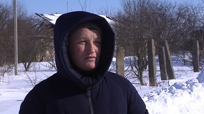 На Рівненщині через перемети фельдшер на руках ніс хворого до "швидкої" На Рівненщині через перемети фельдшер на руках ніс хворого до "швидкої"