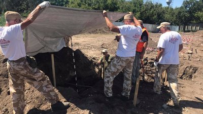Розкопки в Одесі: пошуковці знайшли 6 могильників з рештками жертв НКВС