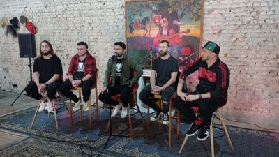 "Наша місія – культурний фронт". У Кропивницькому відбувся благодійний виступ гурту "KOZAK SYSTEM" "Наша місія – культурний фронт". У Кропивницькому відбувся благодійний виступ гурту "KOZAK SYSTEM"