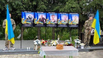 алея героїв, пам'ять