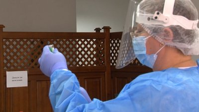 На Черкащині від коронавірусу вакцинували військових На Черкащині від коронавірусу вакцинували військових