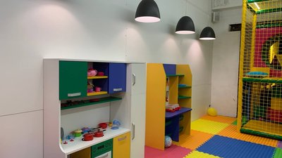 У Тернополі запрацювала безплатна дитяча кімната У Тернополі запрацювала безплатна дитяча кімната