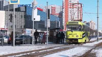 Обрив дротів: чому на Олексіївці не ходять трамваї та тролейбуси Обрив дротів: чому на Олексіївці не ходять трамваї та тролейбуси