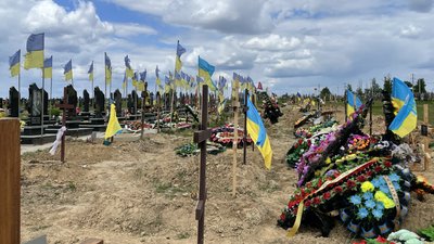 "Загинув за брата і за справедливість". У Харкові попрощалися із захисником України Сергієм Філоненком
