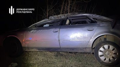 На Одещині п'яний правоохоронець зіткнувся з вантажівкою: пасажиру ампутувало ноги На Одещині п'яний правоохоронець зіткнувся з вантажівкою: пасажиру ампутувало ноги