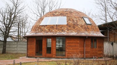 Без техніки і будівельників: вінничанин винайшов спосіб звести будинок за 72 години