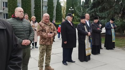 На Тернопільщині відбувся концерт, під час якого збирали гроші для ЗСУ На Тернопільщині відбувся концерт, під час якого збирали гроші для ЗСУ