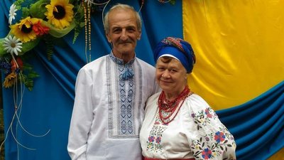 Волонтери-пенсіонери. Як подружжя Паламарчуків з Івано-Франківська допомагає українським військовим