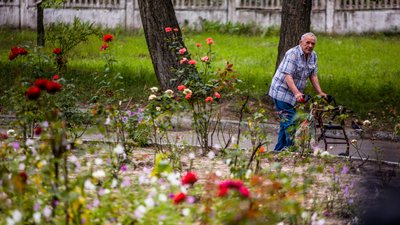 На Дніпропетровщині з "гарячих" точок прийняли понад 66 тисяч пенсіонерів та людей з інвалідністю