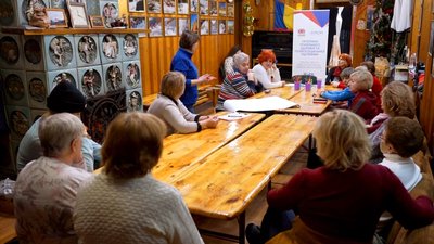 У Вінниці проводять творчі заняття для переселенців У Вінниці проводять творчі заняття для переселенців