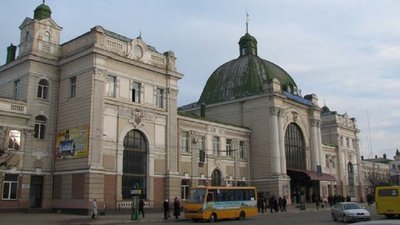 В Івано-Франківську ремонтуватимуть будівлю залізничного вокзалу